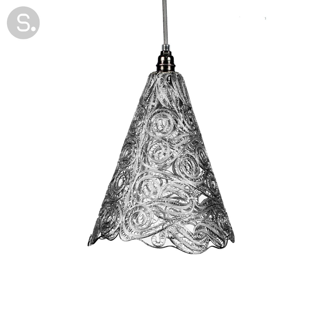 Suspension CÔNE en dentelle de cuivre argentée – Spiridon Deco